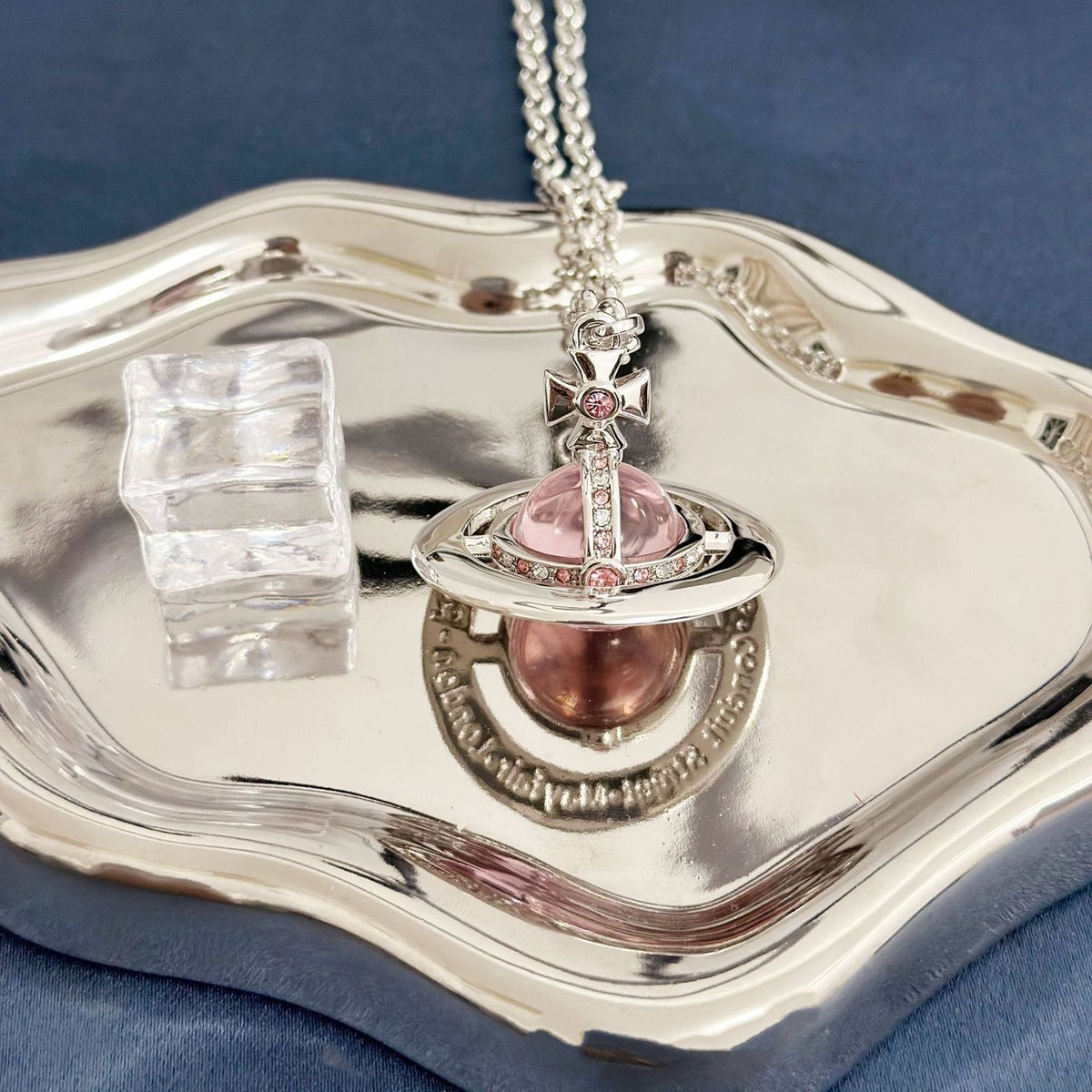 20mm Spherical Classic Saturn Pendant Necklace, Silver Pink