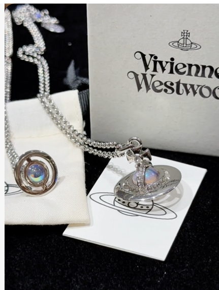 20mm Spherical Classic Saturn Pendant Necklace，Aurora
