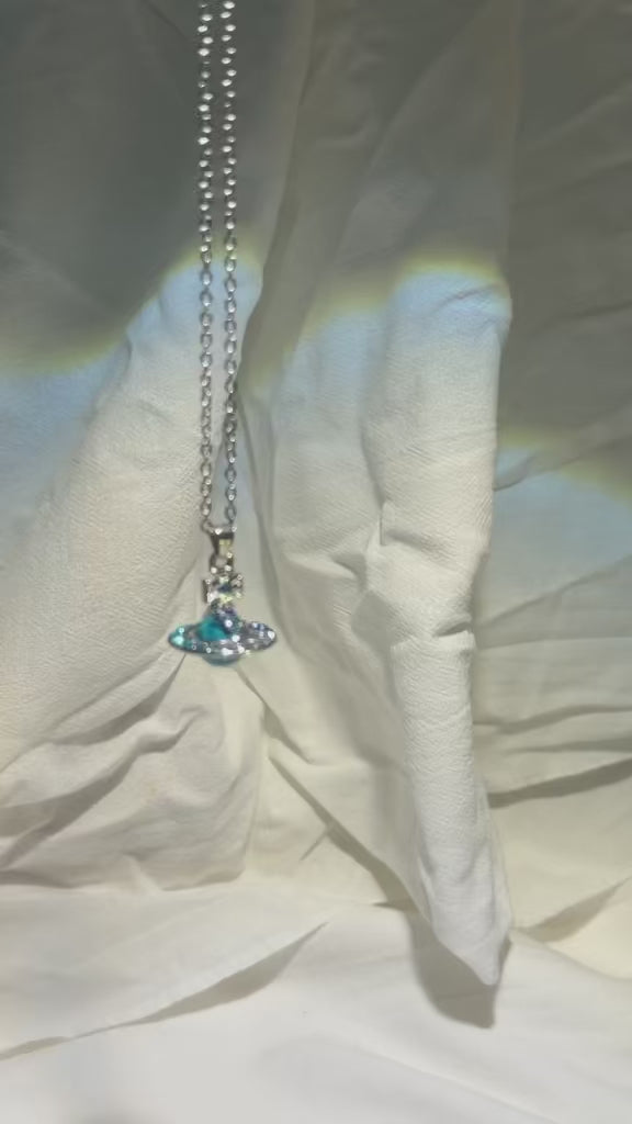 VIVINANA Y2K Saturn Pendant Necklace, Multi-Color Gradient CZ Inlaid, Medium Size 20mm Diameter